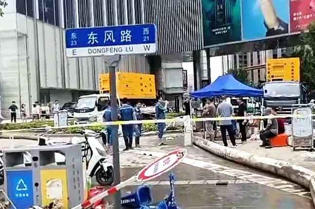 火博网页版登录入口-火博(中国)排涝突击队在排涝现场
